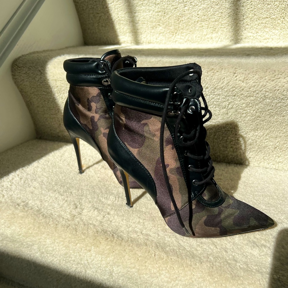 Military green boots